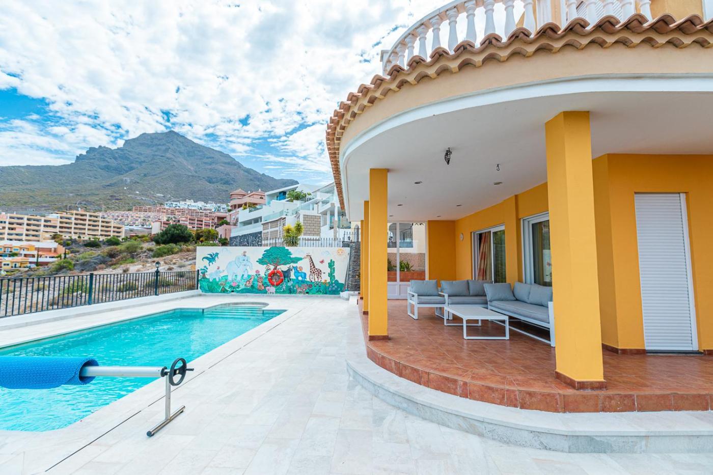 Villa With Private Pool And Magnificent Views Costa Adeje  Exteriör bild